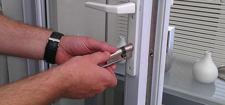 Commercial Door Lock Repair in Arden-Arcade